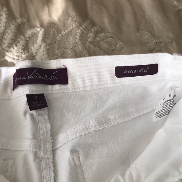 Ladies White Jeans - Picture 2 of 4